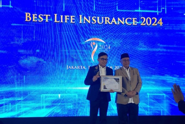 Penerima penghargaan best life insurance