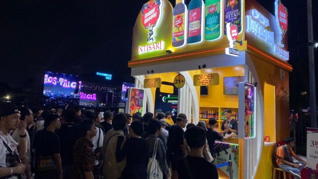 Booth Intisari di Synchronize Festival