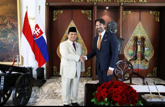 Menhan Prabowo Subianto menerima kunjungan Menhan Slovakia