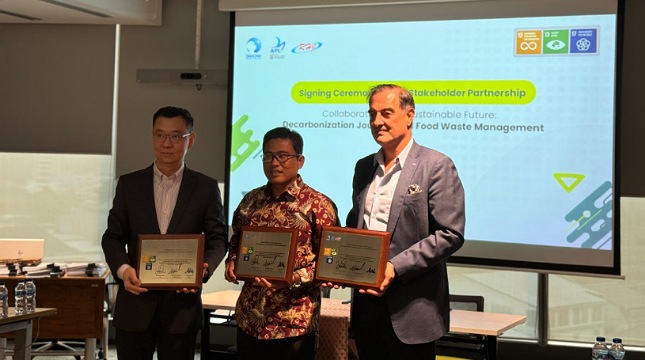 Penandatanganan kerja sama antara Danone SN Indonesia dengan APL dan RHJ