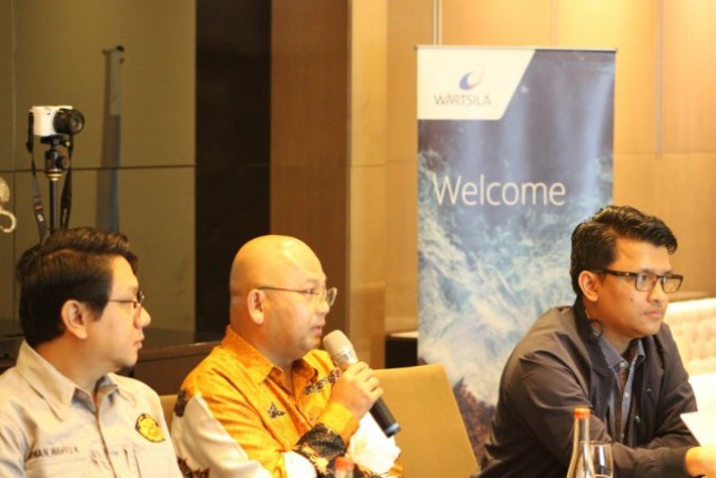 Pemaparan hasil laporan berjudul “Crossroad to net zero” hari ini disampaikan oleh Febron Siregar, Direktur Penjualan, Indonesia, Wärtsilä Energy, dalam diskusi terbatas bersama Irwan Wahyu Kurniawan, Senior Geothermal Inspector, Direktorat Panas Bumi, Kementerian Energi dan Sumber Daya Mineral Republik Indonesia