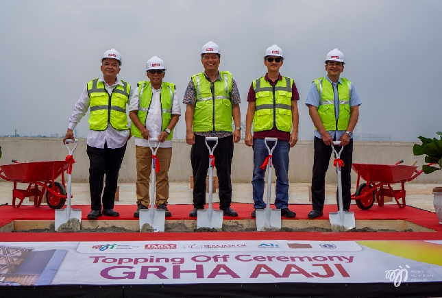 Topping off Ceremony Grha AAJI