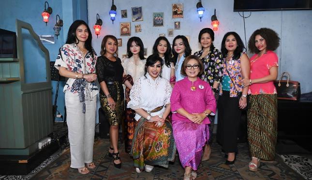 "Perempuan Berkarya: Lintas Generasi dan Budaya" sukses digelar di Warung Turki Shisha Lounge, Jakarta.