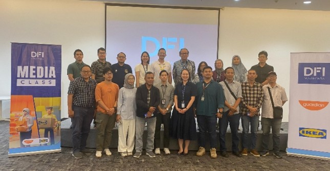 DFI Retail Nusantara Media Class.