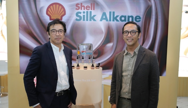 Shell Indonesia meluncurkan produk Shell Silk Alkane untuk produsen industri kecantikan dan pribadi (14/5)