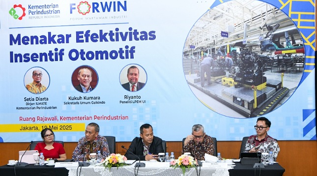 Diskusi 'Menakar Efektivitas Insentif Otomotif' yang digelar Forum Wartawan Industri (Forwin)