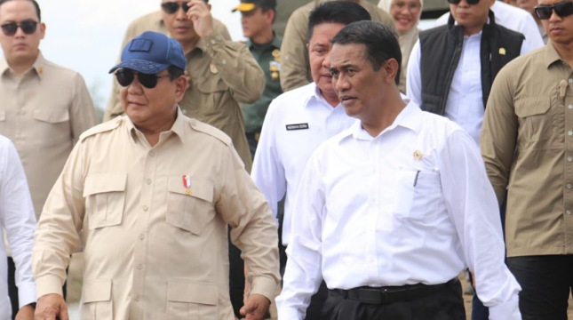 Menteri Pertanian (Mentan) Andi Amran Sulaiman bersama Presiden Prabowo Subianto