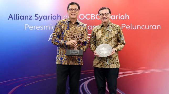 Kerjasama Allianz Syariah dan UUS OCBC