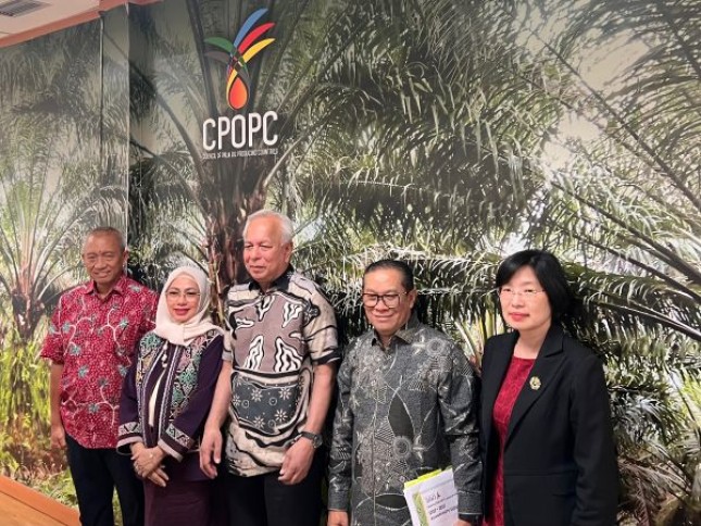 Transisi Kepemimpinan di CPOPC Menandai Babak Baru dalam Keberlanjutan Minyak Sawit dan Keterlibatan Global