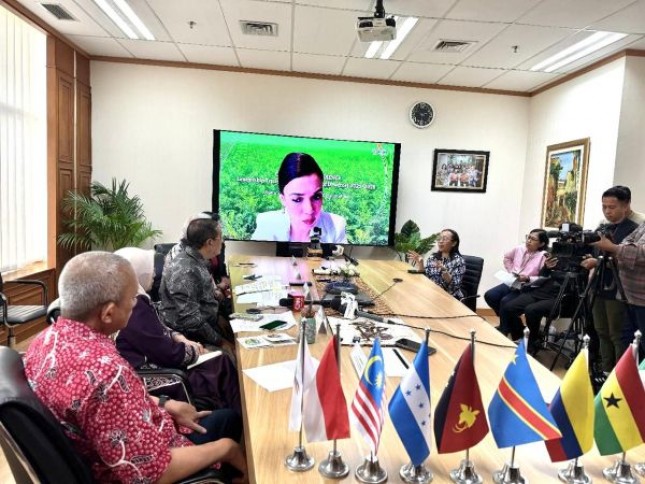 CPOPC Tegaskan Minyak Sawit Adalah Komoditas Paling Efisien dan Berkelanjutan di Dunia, Bukan Penyebab Deforestasi Global