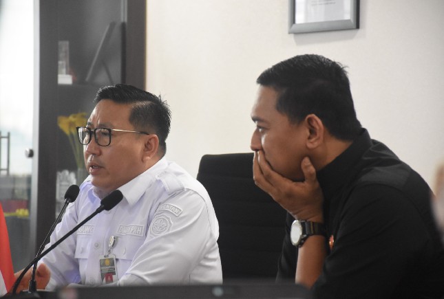 Direktur Jenderal Peternakan dan Kesehatan Hewan, Agung Suganda, menegaskan bahwa kondisi harga livebird yang masih rendah, khususnya di wilayah Jawa Barat dan Jawa Tengah, merupakan anomali yang tidak bisa dibiarkan.