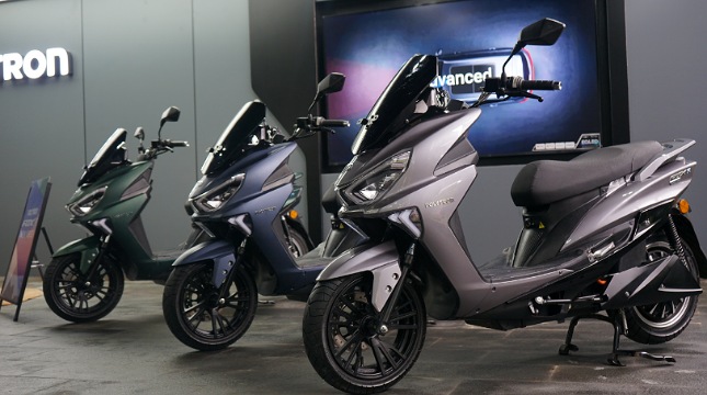 Tiga Warna Baru Polytron Fox-R