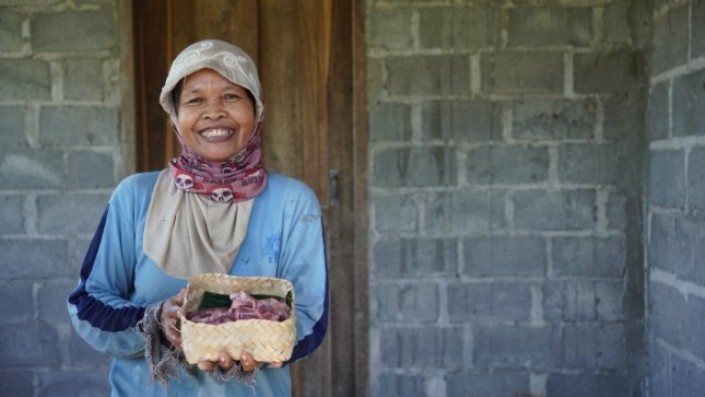 Dompet Dhuafa Yogyakarta bersama Mitra Pengelola Zakat (MPZ) BMT Armina melaksanakan program Tebar Hewan Kurban (THK) di Dusun Imorenggo, Kelurahan Karangsewu, Kapanewon Galur, Kabupaten Kulon Progo, Daerah Istimewa Yogyakarta (DIY).