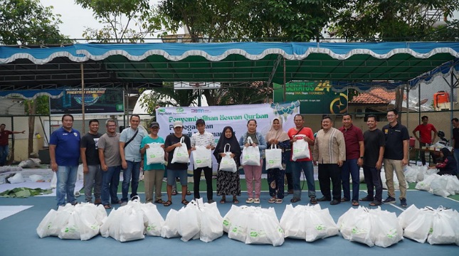 PT Pegadaian Kanwil XI Semarang Salurkan 70 Hewan Kurban