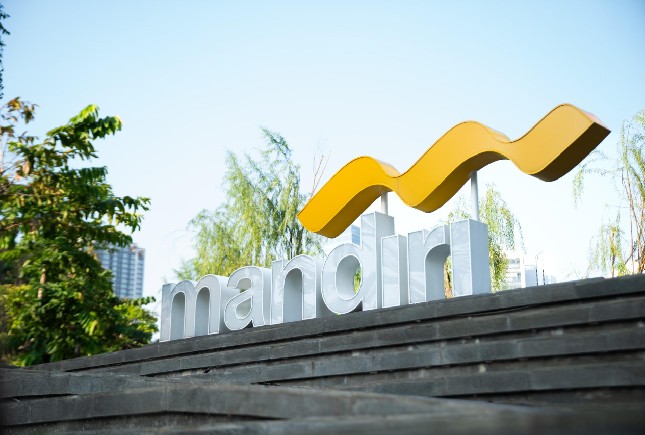 Plang Nama Bank Mandiri