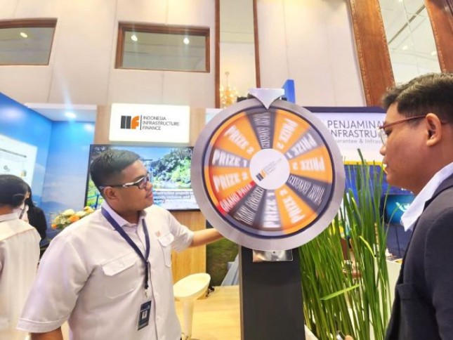 IIF Tinjau Langsung Proyek Infrastruktur Petrokimia Polytama di Indramayu