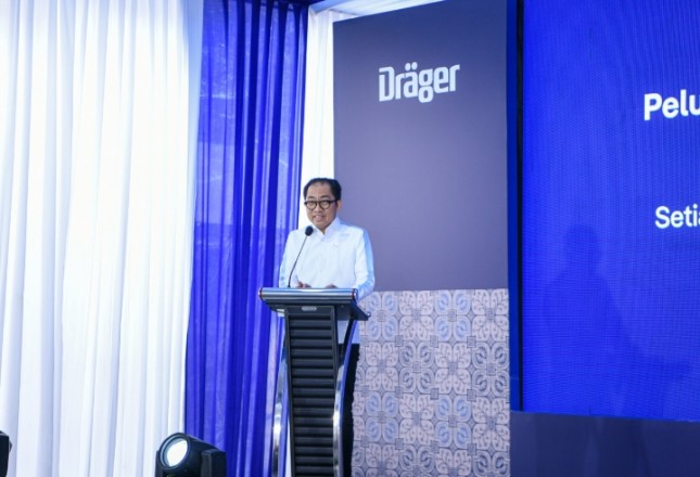 Wakil Menteri Perindustrian Faisol Riza pada acara peluncuran fasilitas produksi ventilator PT Drager Indonesia di Bekasi, Jawa Barat.