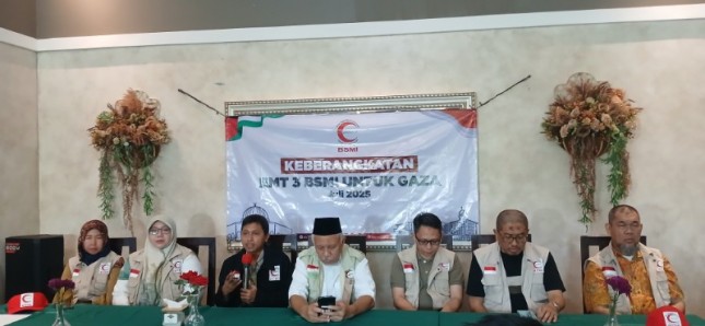 BSI Berangkatkan tim Dokter lanjutan ke Gaza