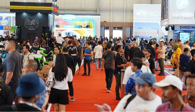 Indonesia Motorcycle Show (IMOS) 2025 akan kembali digelar pada 24–28 September 2025 di ICE, BSD City.