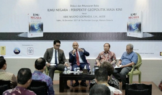 Kris Wijoyo Soepandji Luncurkan Buku“ILMU NEGARA: PERSPEKTIF GEOPOLITIK MASA KINI”