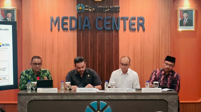 Konferensi pers capaian sertifikasi UMKM Kementerian Usaha Mikro, Kecil dan Menengah