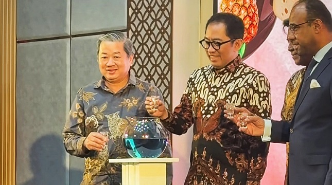 Wamenperin Faisol Riza saat membuka pameran Specialty Indonesia