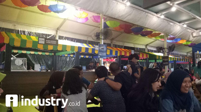 Suasana di Go-Food Festival di Kawasan Pasaraya Blok M, Jakarta (Foto:Chodijah Febriyani/Industry.co.id)