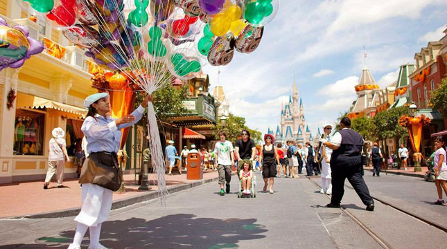 Disney World, Orlando, Amerika Serikat (Foto: Matt Stroshane/Bloomberg/travelandleisure.com)
