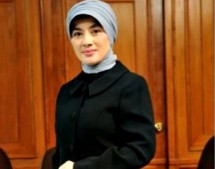 Dirut Pertamina Nicke Widyawati (Foto Dok Industry.co.id)