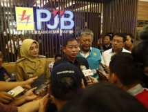 Menteri Energi dan Sumber Daya Mineral (ESDM) Ignasius Jonan mengapresiasi terobosan yang dilakukan PT PJB Unit Pembangkitan (UP) Paiton hingga menjadikan PLTU Paiton unit 1 dan 2 yang dikelolanya efisien dan ramah lingkungan.