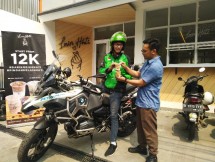 Kedai Kopi Lain Hati tawarkan pengiriman minuman kopi dengan BMW Series 5