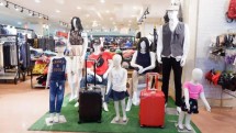 Factory Outlet Mangga Dua Square : Foto INDUSTRY.co.id