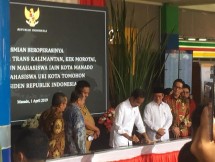Presiden Joko Widodo akan meresmikan tiga kawasan ekonomi khusus (KEK) di Bandara Samratulangi Manado, Sulawesi Utara, Tiga KEK tersebut adalah KEK Bitung, KEK Maloy dan KEK Morotai. 