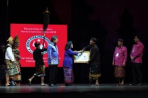 Mufidah Jusuf Kalla Dorong Gianyar Kembangkan Produk Kerajinan