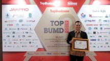 PT JIEP Raih Top BUMD 2019