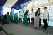 Perum Jamkrindo berbagi di Bali