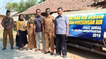 Jababeka Kembali Distribusikan Bantuan Air Bersih di Desa Pasirtanjung