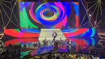 Kelompok boyband asal Korea NCT Dream Saat Tampil Di Ecovention Ancol Selasa Malam