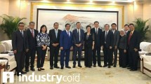 Kepala BKPM Thomas Lembong didampingi Dirjen IKMA Kemenperin Gati Wibawaningsih saat melakukan pertemuan dengan delegasi China