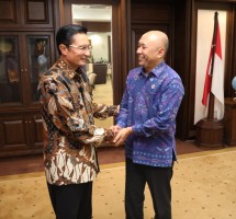 Menteri Koperasi dan UKM Teten Masduki