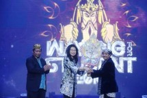 Executive Vice President CSR BCA Inge Setiawati