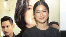 Prisia Nasution bermain sebagai Polisi Wanita dalam film "Hanya Manusia"
