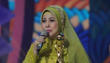 Elvy Sukaesih