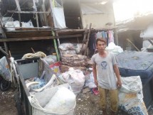 Arman, Pemulung milenial tinggal di Kampung Pemulung Lebak Bulus.