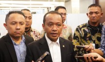 Kepala BKPM Bahlil Lahadalia (Tengah)
