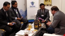 Menkominfo Johnny G Plate mengadakan pertemuan dengan President Qualcomm Cristiano Amon