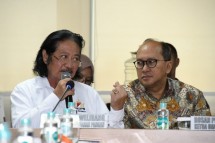 Franky Weliran dan Rosan Ruslani Ketua Kadin