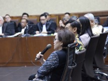 Saksi di persidangan Emirsyah Satar