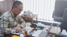 Menteri Perindustrian Agus Gumiwang Kartasasmita