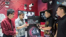 Dari ki-ka, Witanto, Technical Support Manager PTI, Maxwell Wang, Project Sales Manager Hikvision, , Nicko Christian Persident director of bigi dan Reza project sales manager PTI